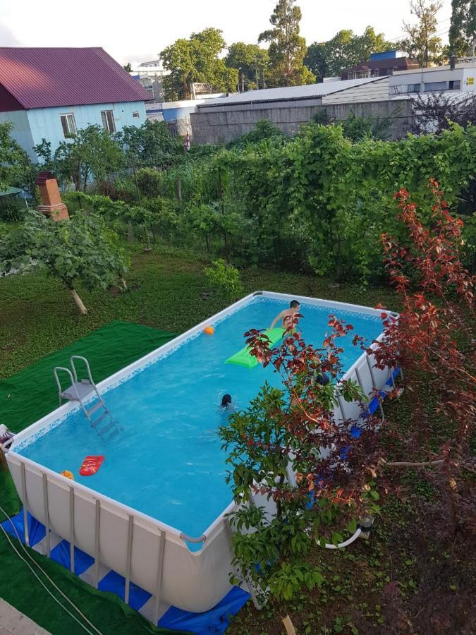 Femily Hotel In Batumi Mareti Str 2 Exterior photo
